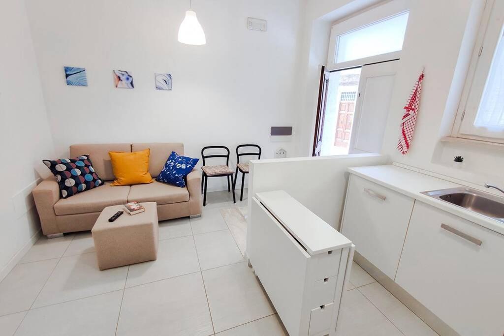 Moderno E Accogliente Bilocale Pascoli Apartment San Benedetto del Tronto Bagian luar foto